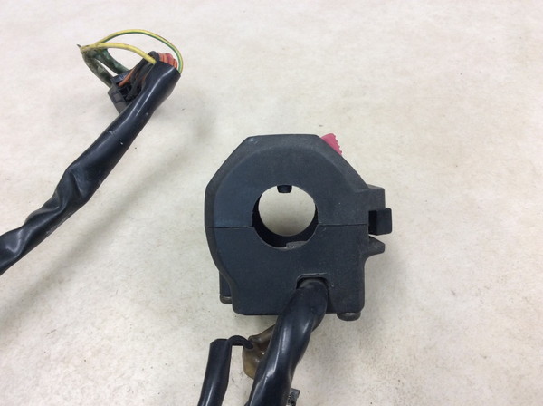 �o���f�B�b�g250/Bandit ����, �X�C�b�`�{�b�N�X�E/�n���h���X�C�b�`�E  GJ74A-