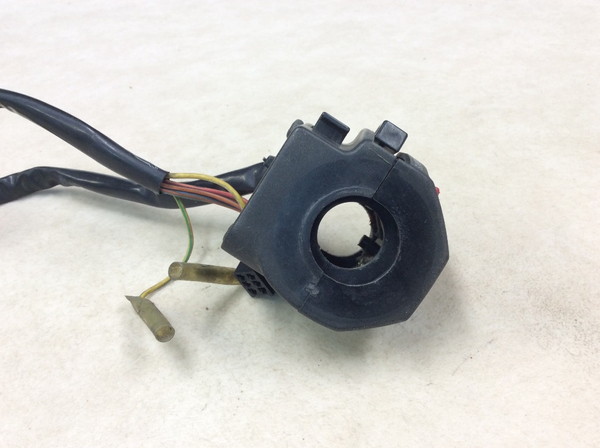 GSX-R250/GSXR  �X�C�b�`�{�b�N�X�E/�n���h���X�C�b�`�E  GJ72A-