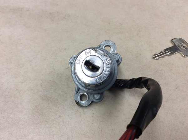 �X�e�B�[�h400/STEED  ���C���L�[BOX/�J�o�[  NC26-1571