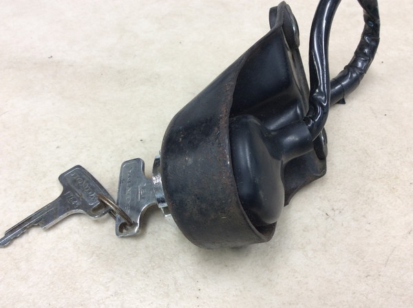 CB350  ���C���L�[BOX  CB350-4052