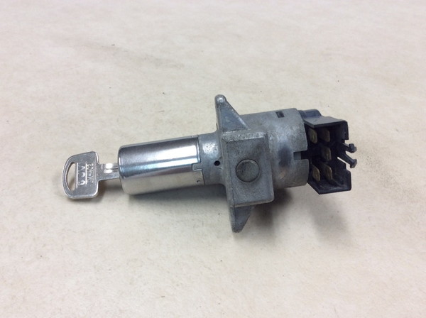 CB650�J�X�^��  ���C���L�[BOX  RC05-1000