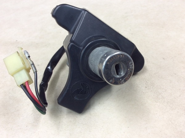 XL125R  ���C���L�[BOX/�J�o�[  JD04-1006