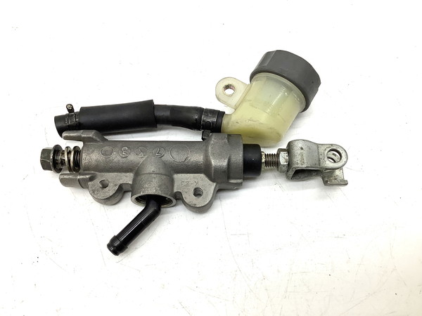 SL230 リアマスターシリンダー/ ブレーキオイルカップ・ ホース ニッシン/NISSIN14mm MD33-