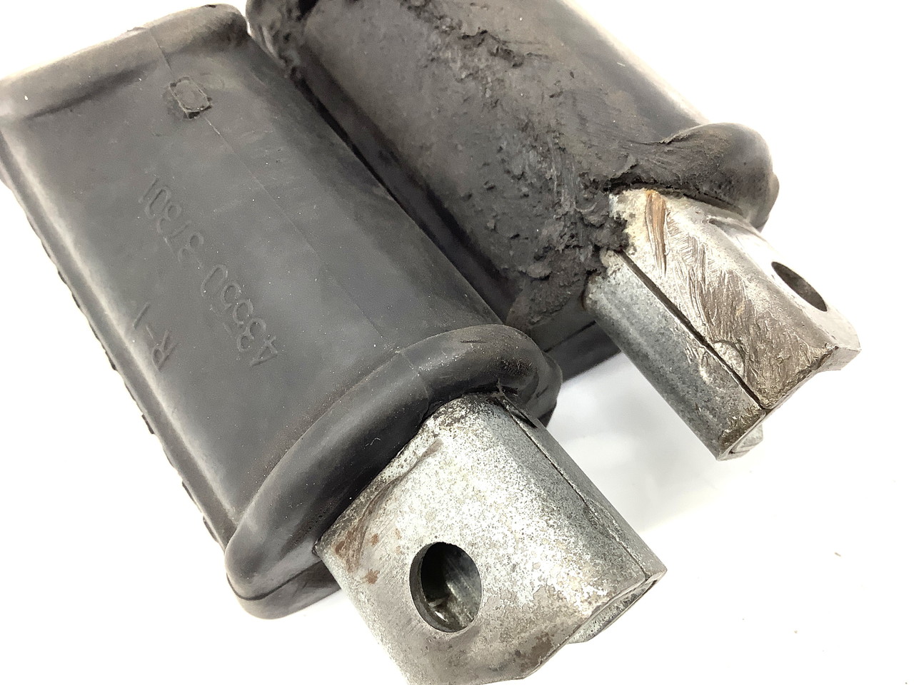 �O���X�g���b�J�[250/ Grasstracker250  �t�����g�X�e�b�v���E/ ���C���X�e�b�v���E  NJ47A-1076