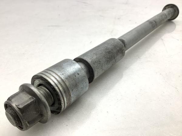 グラストラッカー250/ Grasstracker250  リアアクスルシャフト/ ホイール アクスル シャフト  NJ47A-1076