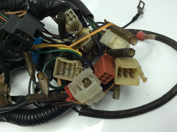 TZR250-3  ���C���n�[�l�X 3MA-84359-00 3MA-0121