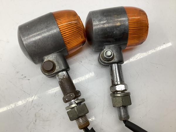 SR400-1  リアウインカー左右/ ウインカー   2H6-2322