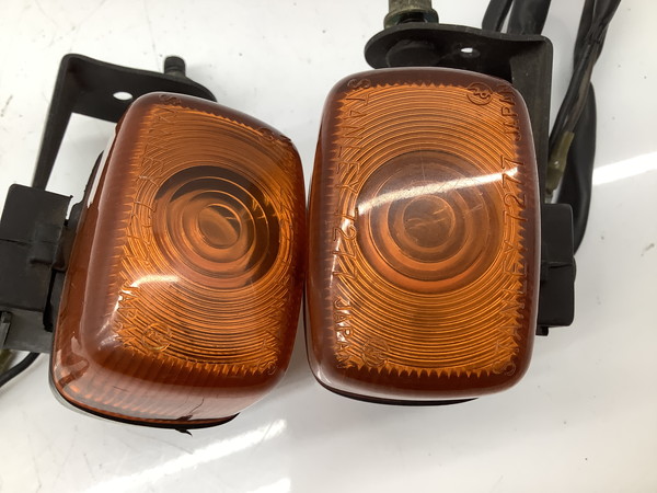 FZR250R-2  リアウインカー左右/ ウインカー  STANLEY 7277 3LN-2825