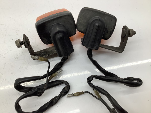 TZR250-3  リアウインカー左右/ ウインカー  STANLEY 7277 3MA-0066