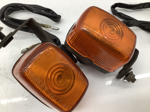 TZR250-3  リアウインカー左右/ ウインカー  STANLEY 7277 3MA-0066