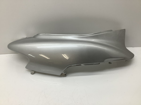 DIO/ LiveDioZX/ ライブディオZX 新品ボディカバー右/ サイドカウル/ シートカウル右 YJ-8062 AF35/AF34-