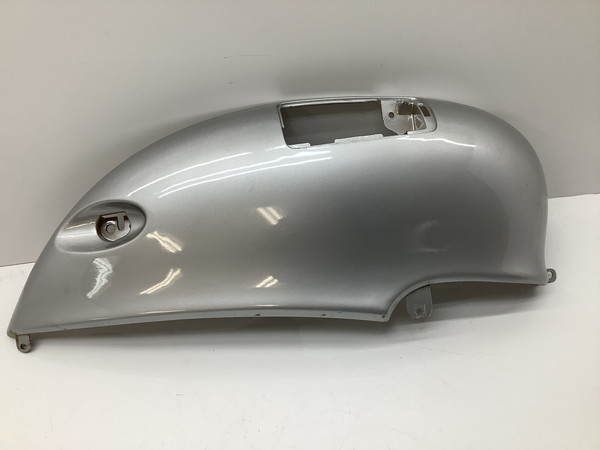 ビーノ/ Vino YJ50R 新品ボディカバー右/ サイドカバー右 カバー カウル YJ-8068社外 5AU-