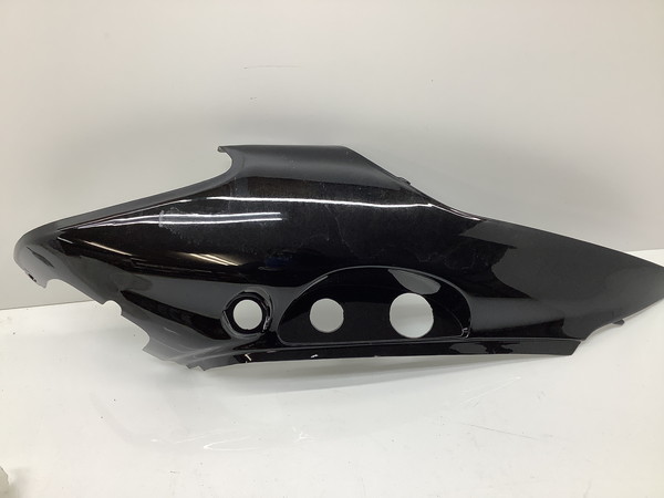 ZZ50 新品ボディカバー左/ サイドカバー左 カバー カウル CFP-50-15-004社外 CA1PB-