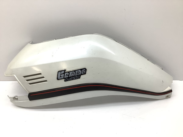 ジェンマクエスト50/ GemmaQuest50 ボディカバー右/ サイドカバー右 カバー カウル 47111-16B00R CA1AA-1215