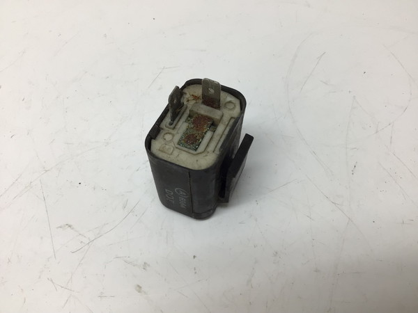 TZR250-3 純正実動, ウインカーリレー  222SD 3MA-0017