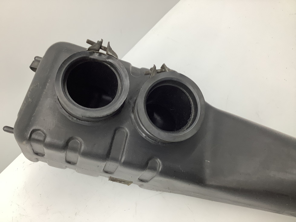 ���l�b�T/ Renaissa  �G�A�N���[�i�[�{�b�N�X/ �G�A�N��/ �P�[�X/ �_�N�g �C���e�[�N  4DN-