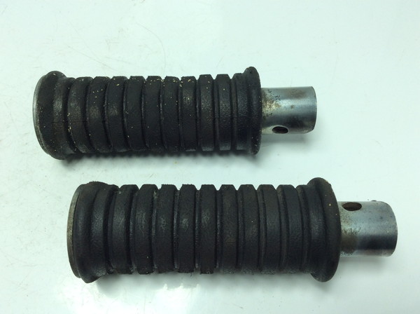 RG125 ガンマ/γ タンデムステップ左右 NF11F-1042