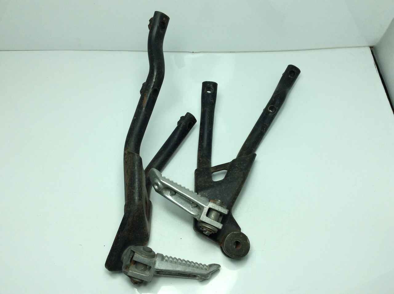 GSX-R250/ GSXR250 タンデムステップ左右/ ステー ステップ ベース リア GJ73A-1004