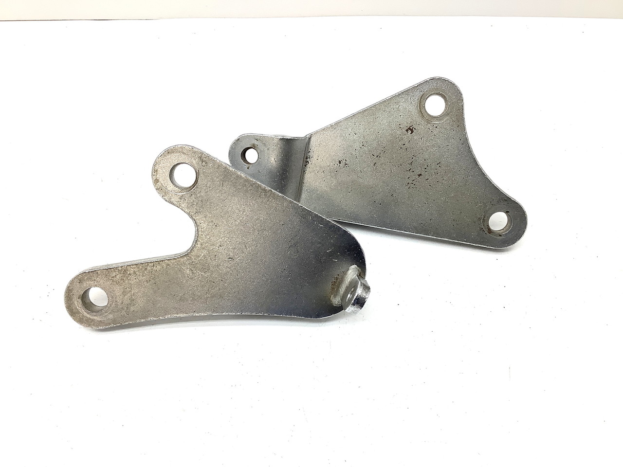 Vツインマグナ250/ MAGNA/ V-TWIN タンデムステップステー左右 MC29-1026