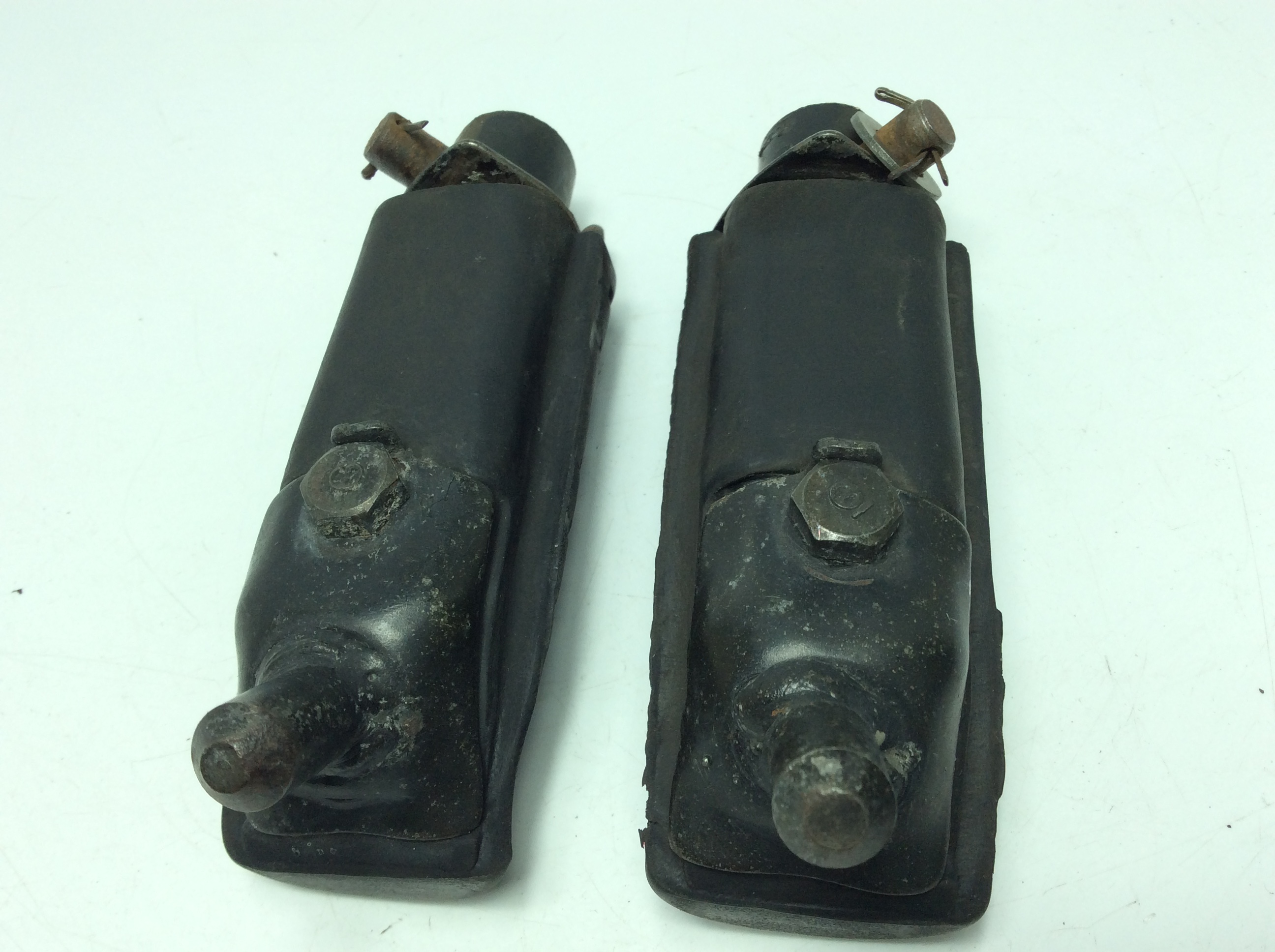 CBX125F  �t�����g�X�e�b�v���E/ ���C���X�e�b�v���E  JC11-1200