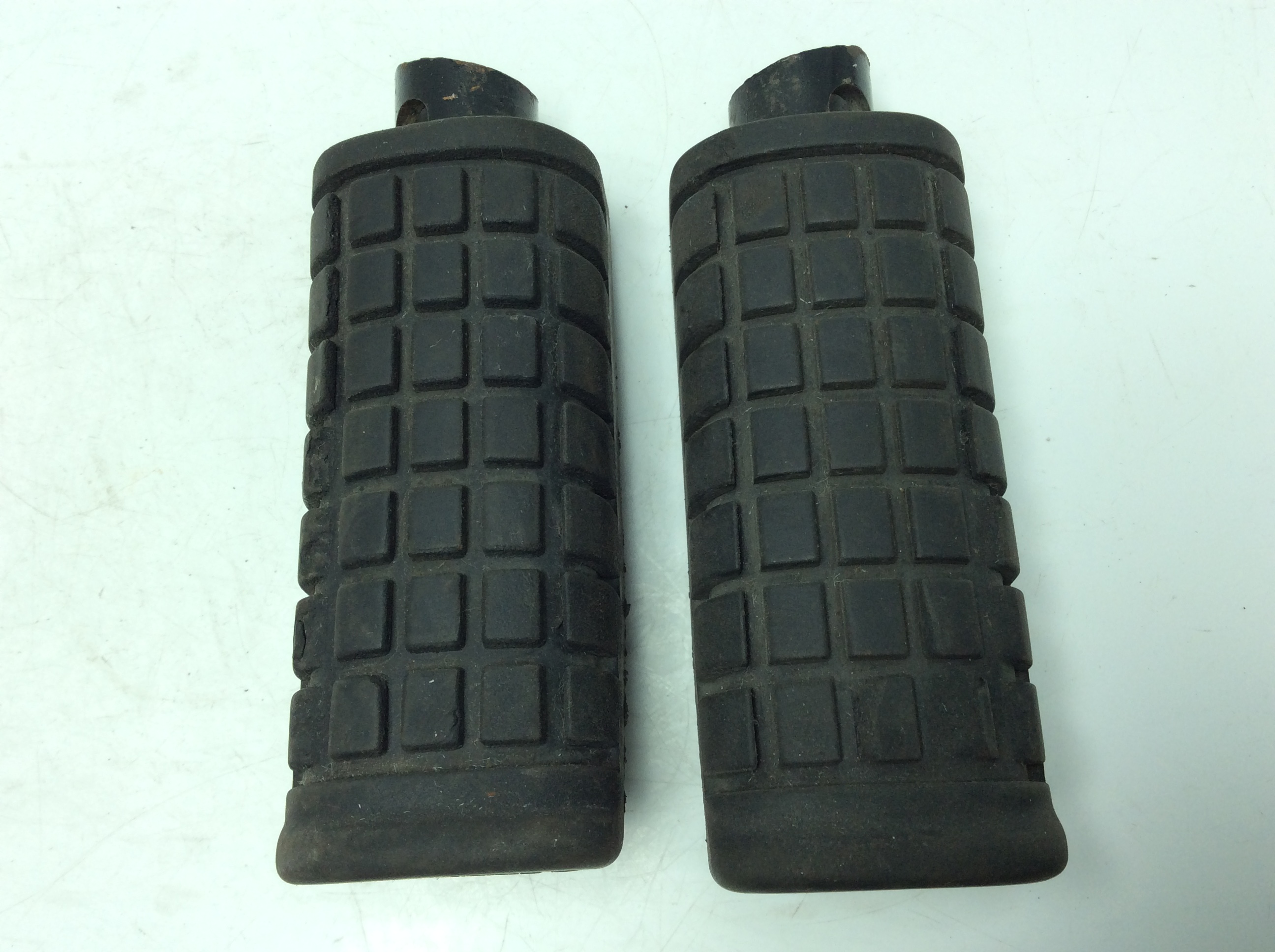 MBX125F  �t�����g�X�e�b�v���E/ ���C���X�e�b�v���E  JC10-1001