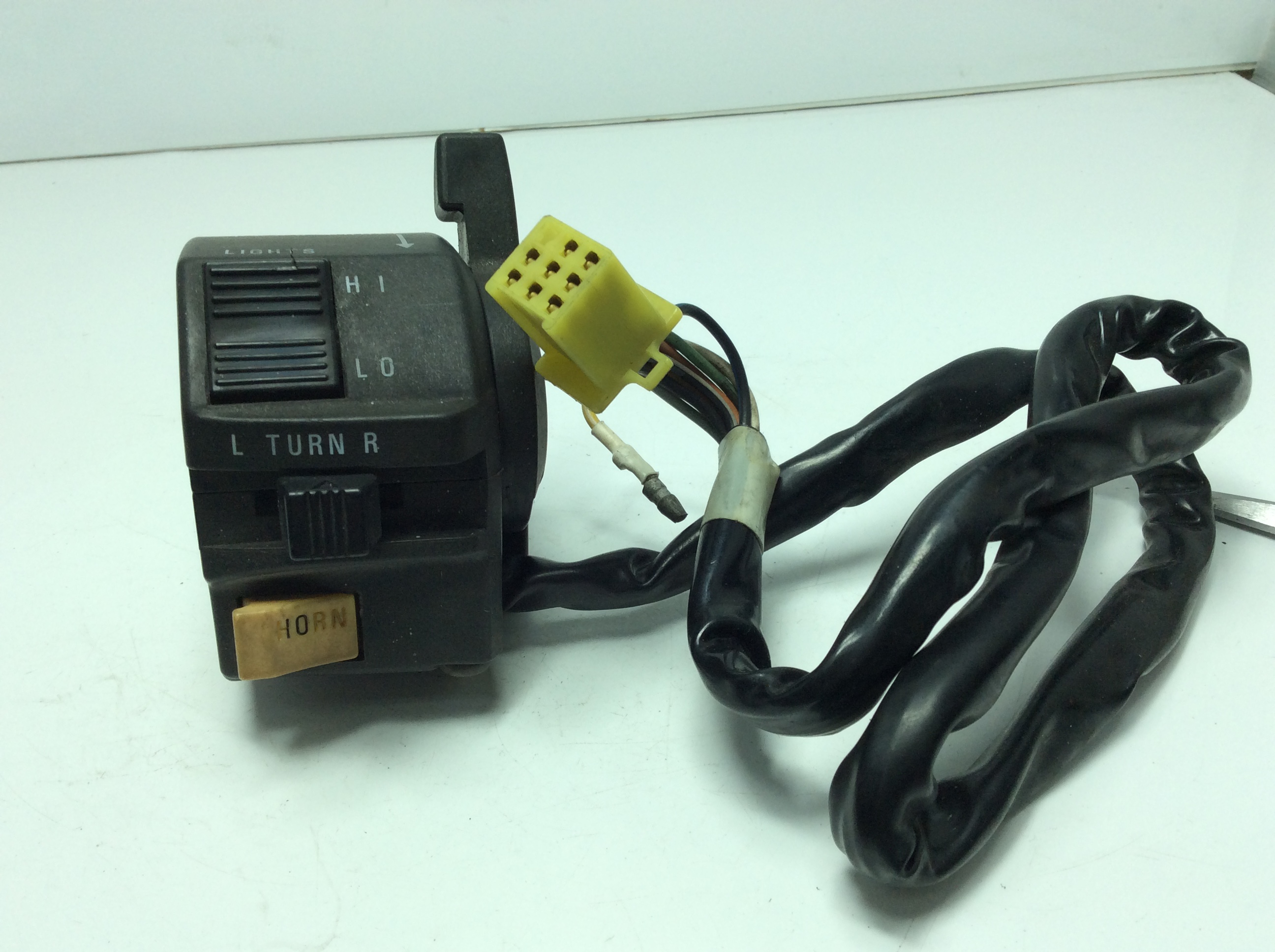 �o���f�B�b�g250/ Bandit250  �n���h���X�C�b�`��/�X�C�b�`��  GJ74A-1292