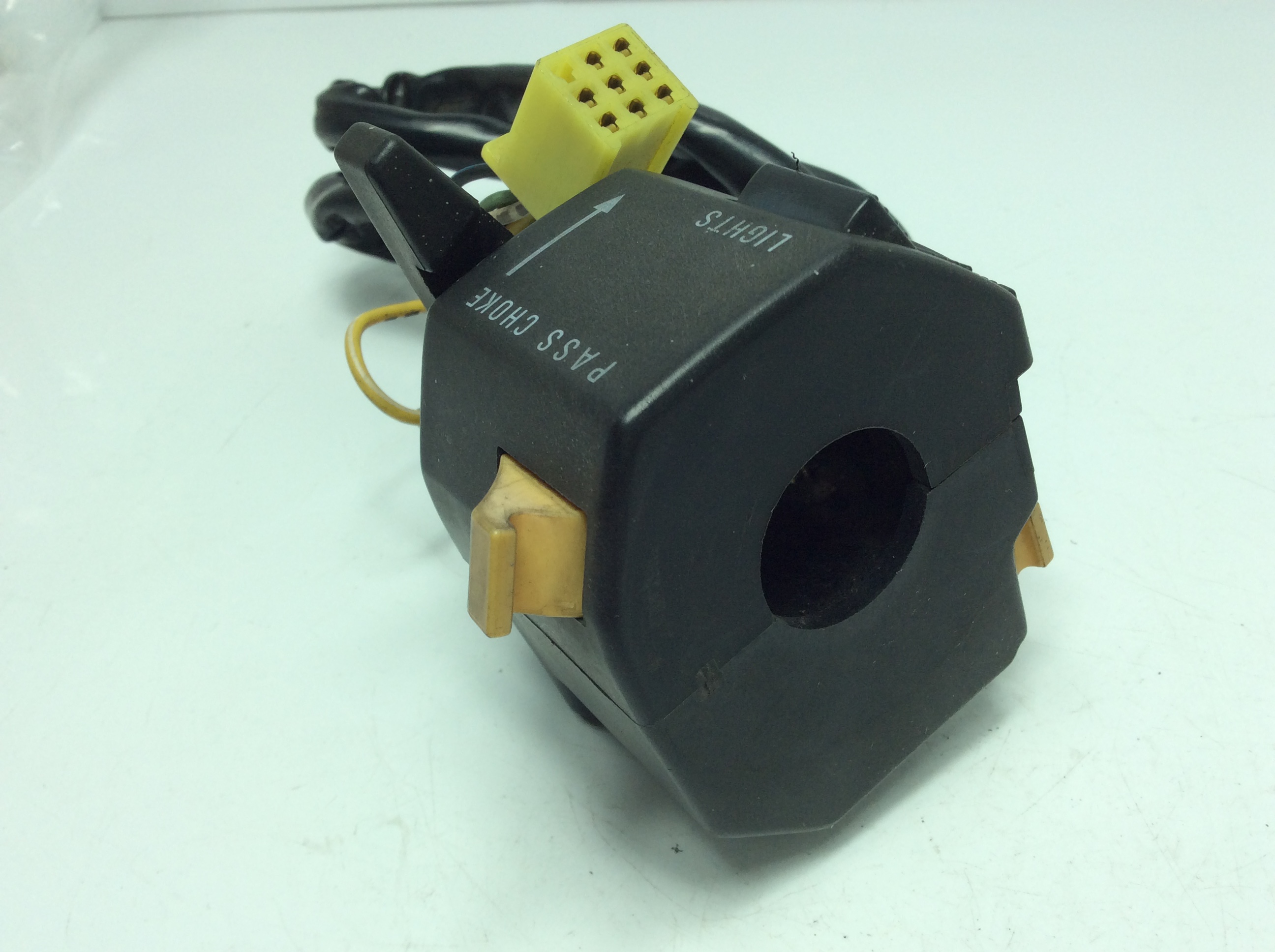 �o���f�B�b�g250/ Bandit250  �n���h���X�C�b�`��/�X�C�b�`��  GJ74A-1292