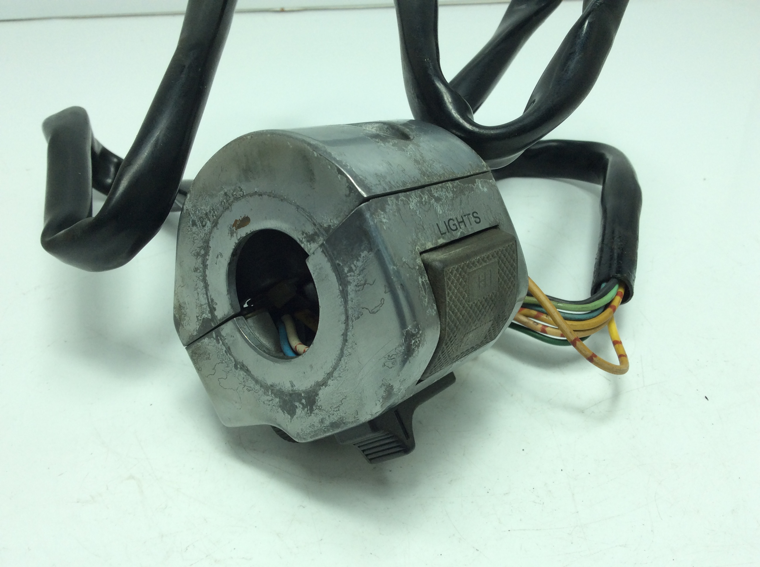 �C���g���[�_�[750/ Intruder750  �n���h���X�C�b�`��/�X�C�b�`��  VR51A-1048