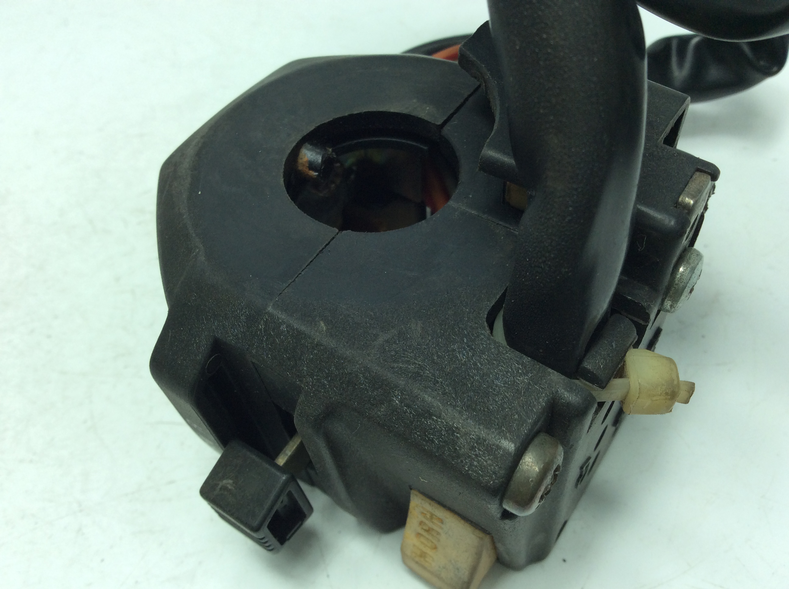 �o���f�B�b�g250/ Bandit250  �n���h���X�C�b�`��/�X�C�b�`��  GJ77A-1075