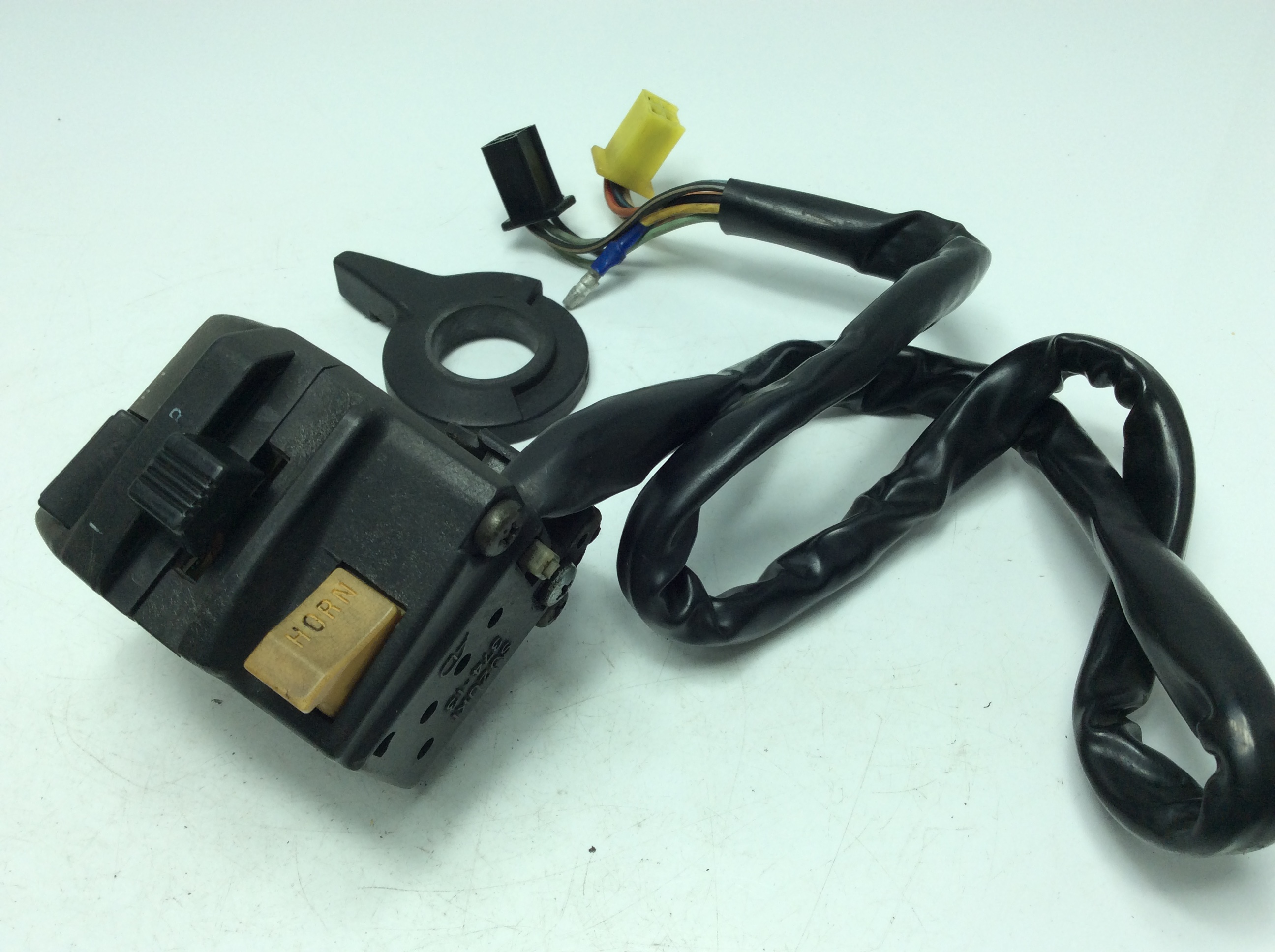 GSX-R250/ GSXR250  �n���h���X�C�b�`��/�X�C�b�`��  GJ73A-1071