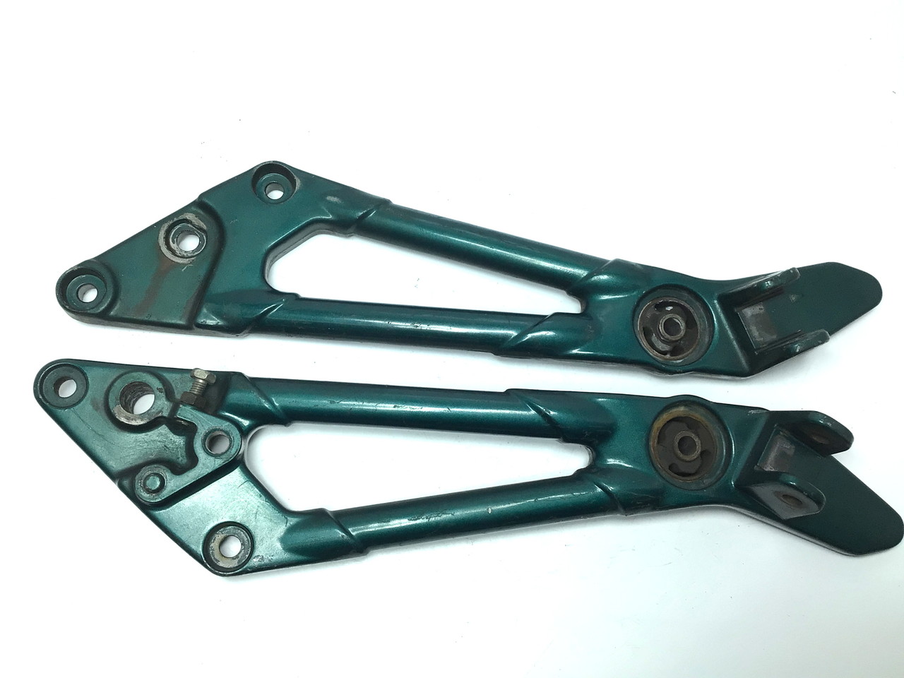 SRV250  �t�����g�X�e�b�v�X�e�[���E/ ���C���X�e�b�v�X�e�[���E  4DN-0004