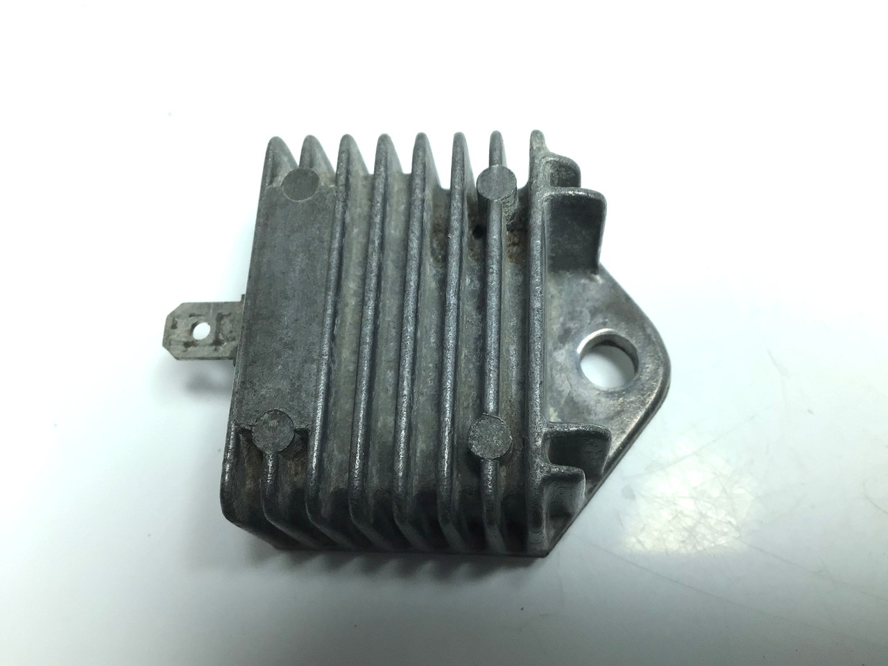 YSR50 ��������, ���M�����^�[/ ���M�����[�^�[  2UE-1109