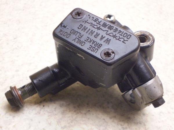 AhXV100(12V) tgu[L}X^[V_