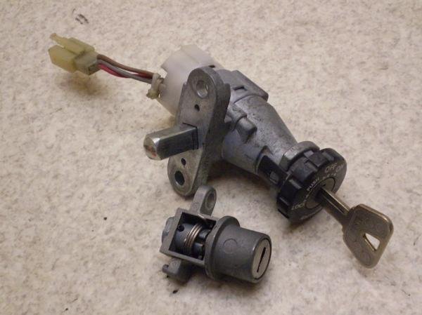 MA50(12V) CL[EV[gL[Zbg UA03J-008