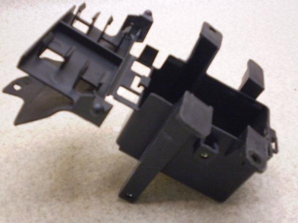 RGV250K}(12V) obe[BOX VJ21A-108