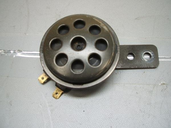 CD90 z[ HA03-120