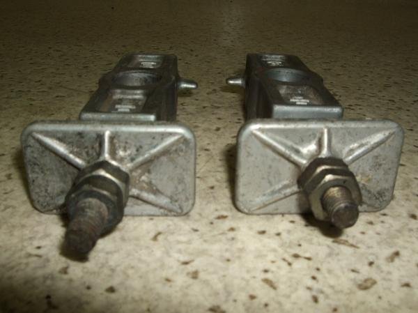 us250ei12uj `F[AWX^[ MC08-102
