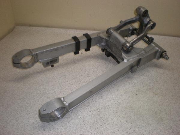 GPZ900(12V) XCOA[ ZX900A-037
