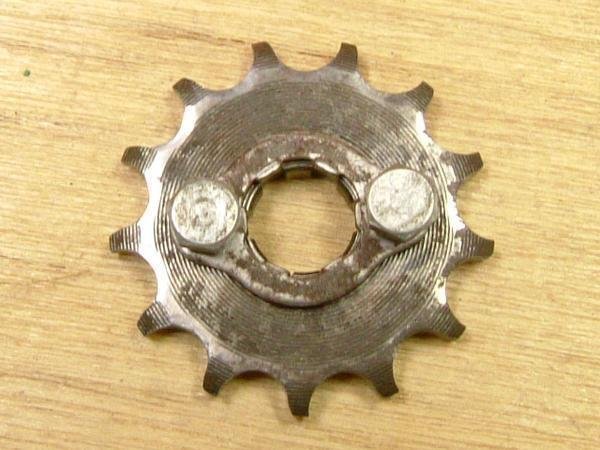XE50 hCuXvPbg CE50-1027