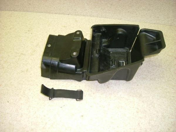 CBX125F c[BOX JC11-1007