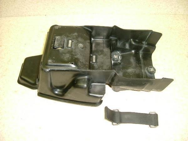 CBX125F c[BOX JC11-1007