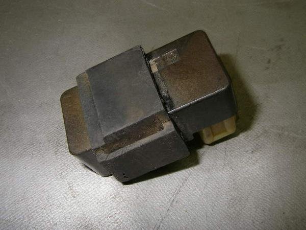 gR|50 CDI AB12-1038