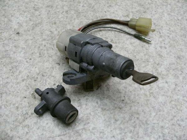 WOZR50 L[Zbg 3YK-6733