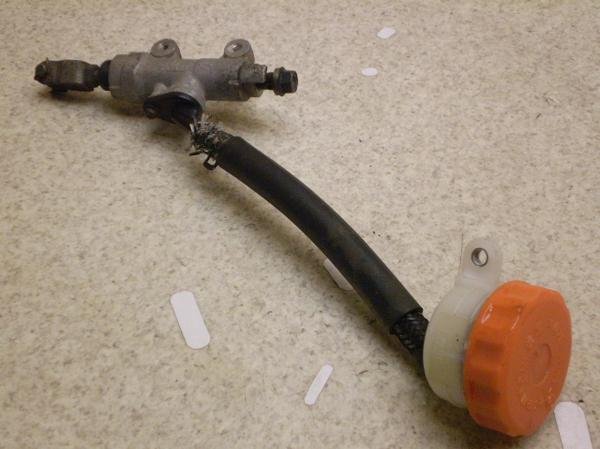 CBR250 Au[L}X^[ MC19-100