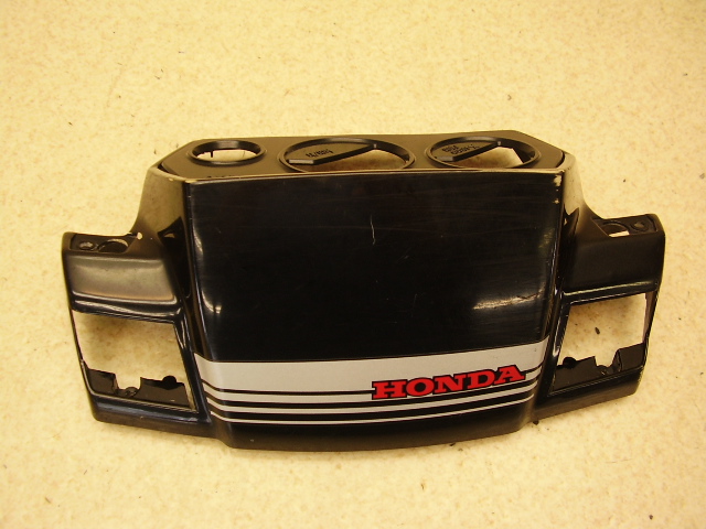 tbVS50 nhJo[ AB19-2004