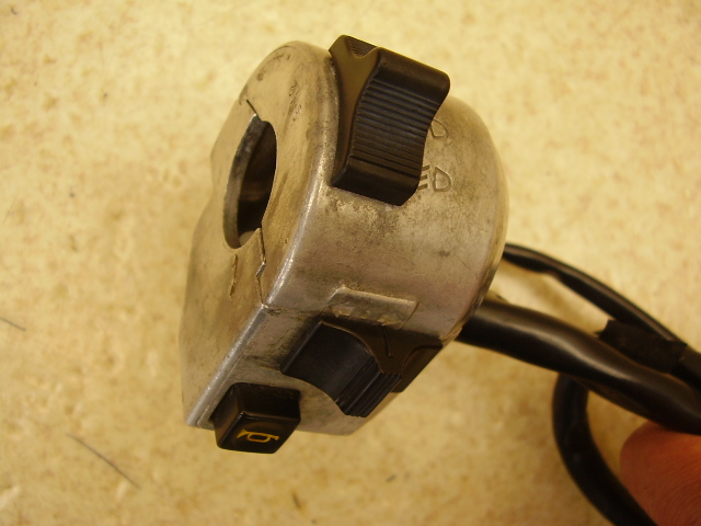 tbVS50 nhXCb` AB19-2004