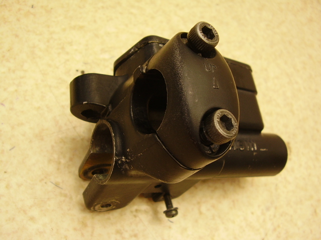 FJ1200 Nb`}X^[ 4CC-0001