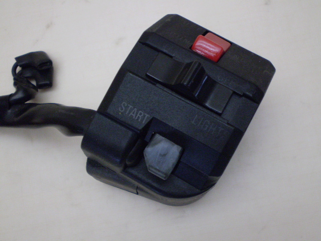 FX400R nhXCb`BOXE ZX400D-3017