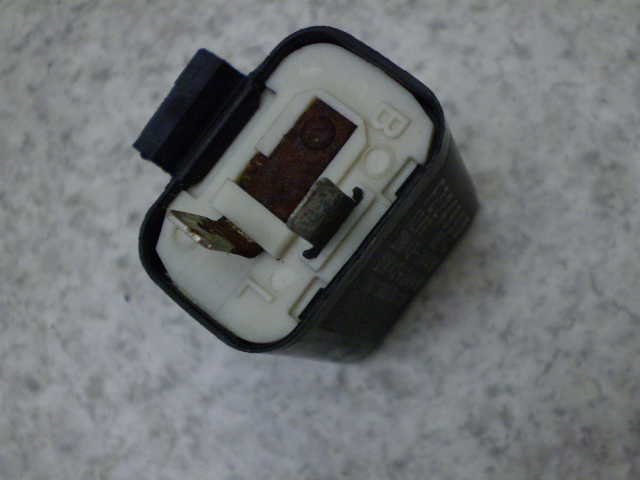 tFU[250 ECJ[[i12V) 1HX-0104
