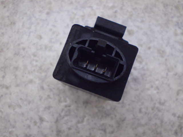 CBR750 ECJ[[i12V) RC27-1001